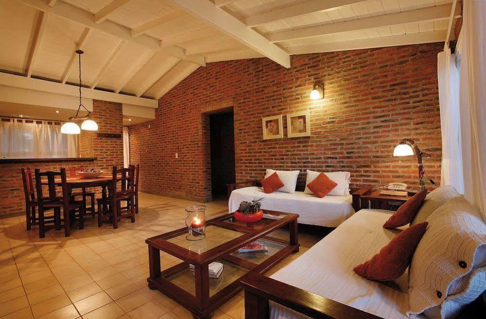 Village Apart & Spa Hotel Carilo